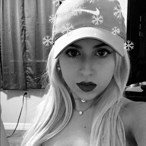 Meet your Posher, Bianca